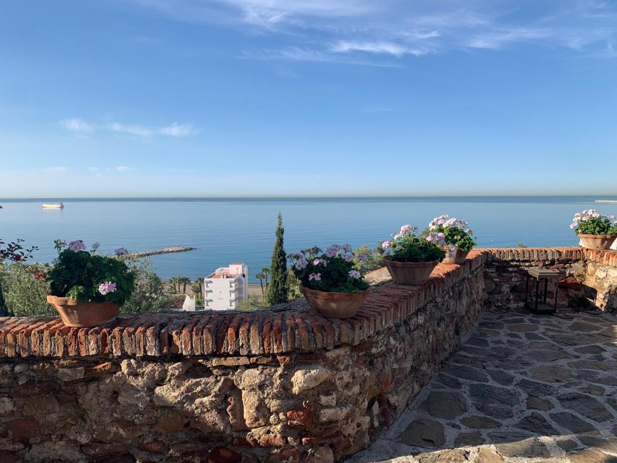 מאלגה Soho Boutique Castillo De Santa Catalina - Adults Recommended מראה חיצוני תמונה View of the Gulf of Policastro from the Castle of Policastro