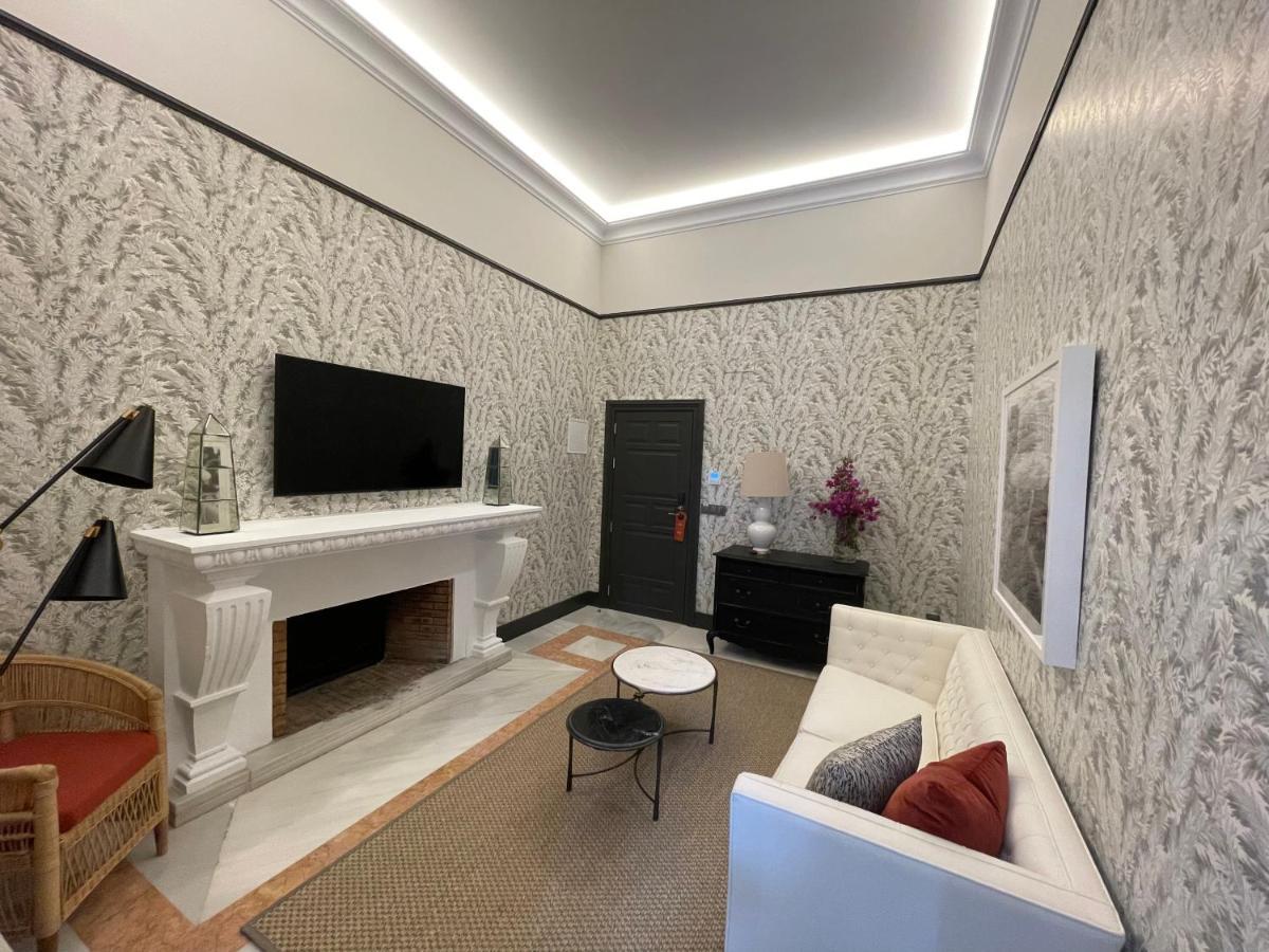 מאלגה Soho Boutique Castillo De Santa Catalina - Adults Recommended מראה חיצוני תמונה The interior of the suite
