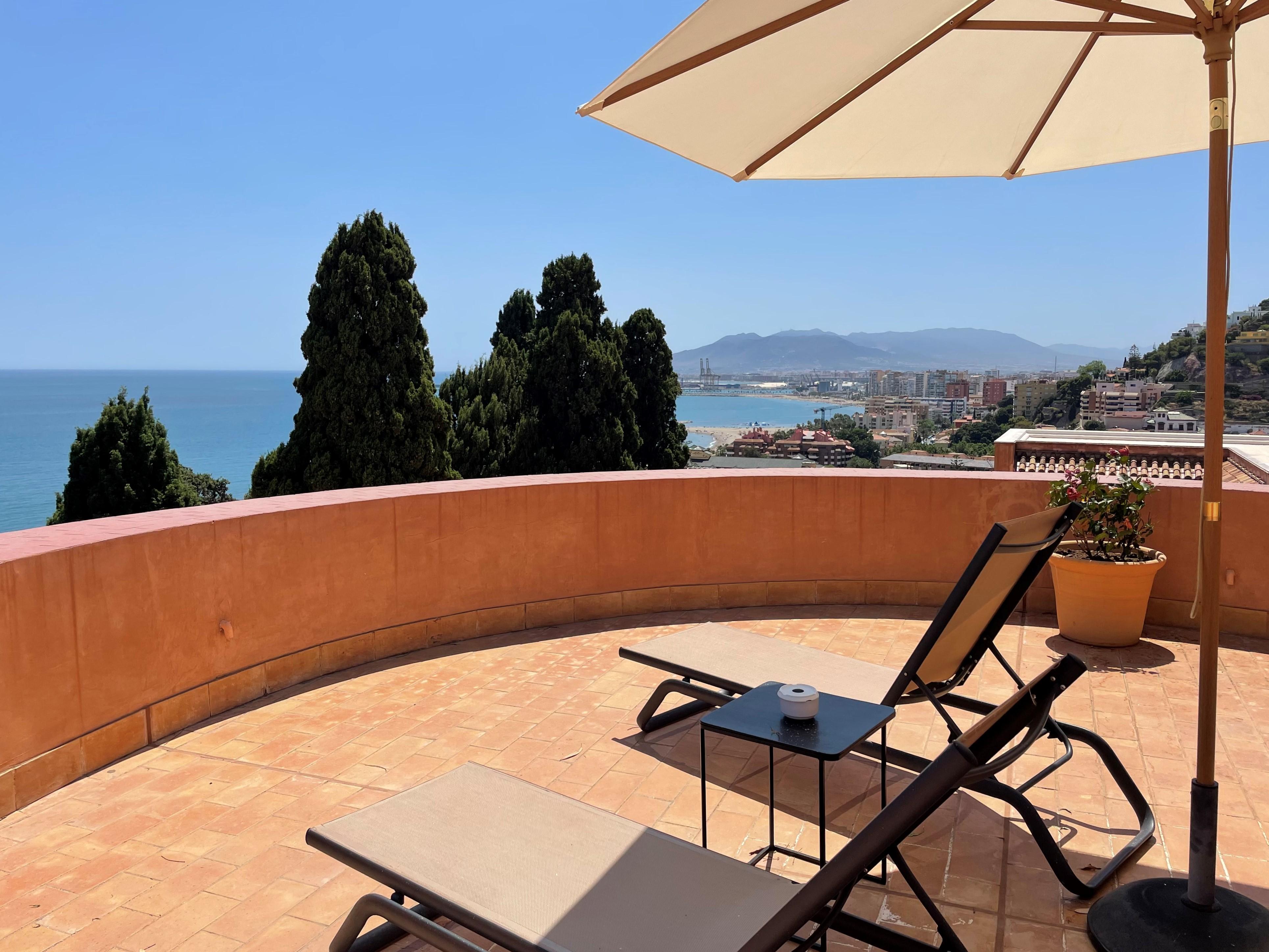 מאלגה Soho Boutique Castillo De Santa Catalina - Adults Recommended מראה חיצוני תמונה A terrace