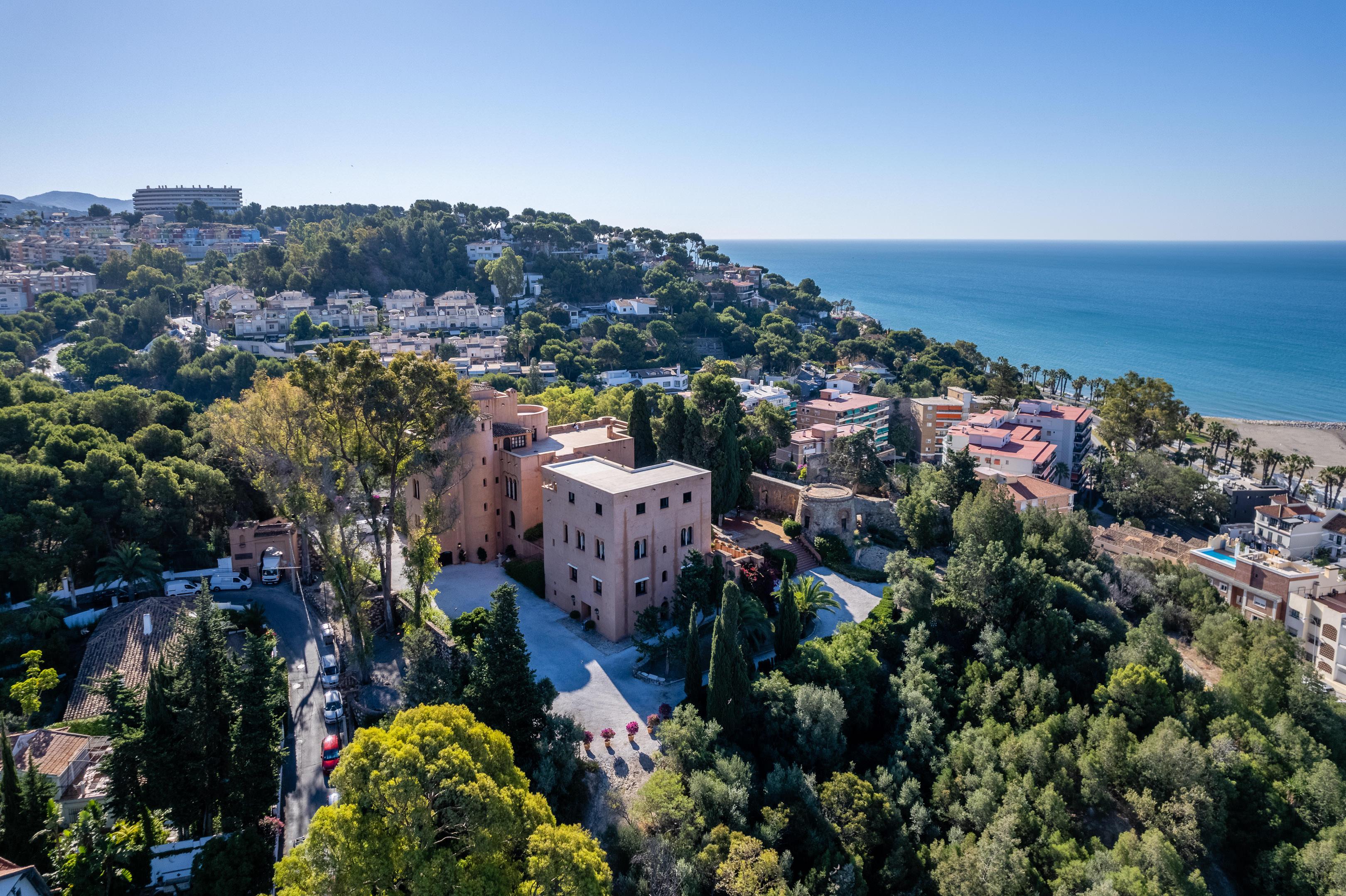 מאלגה Soho Boutique Castillo De Santa Catalina - Adults Recommended מראה חיצוני תמונה Aerial view of the monastery