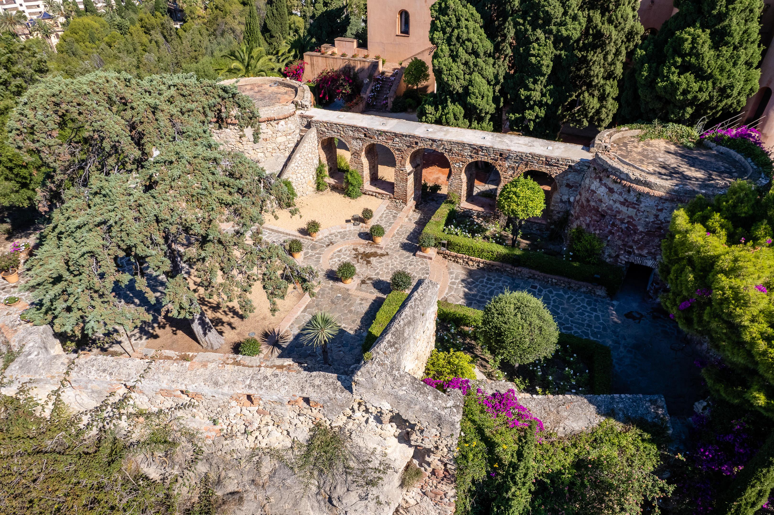 מאלגה Soho Boutique Castillo De Santa Catalina - Adults Recommended מראה חיצוני תמונה The Roman bridge