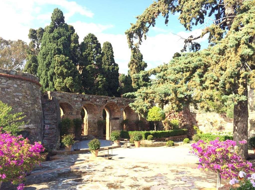 מאלגה Soho Boutique Castillo De Santa Catalina - Adults Recommended מראה חיצוני תמונה The cloister of the monastery